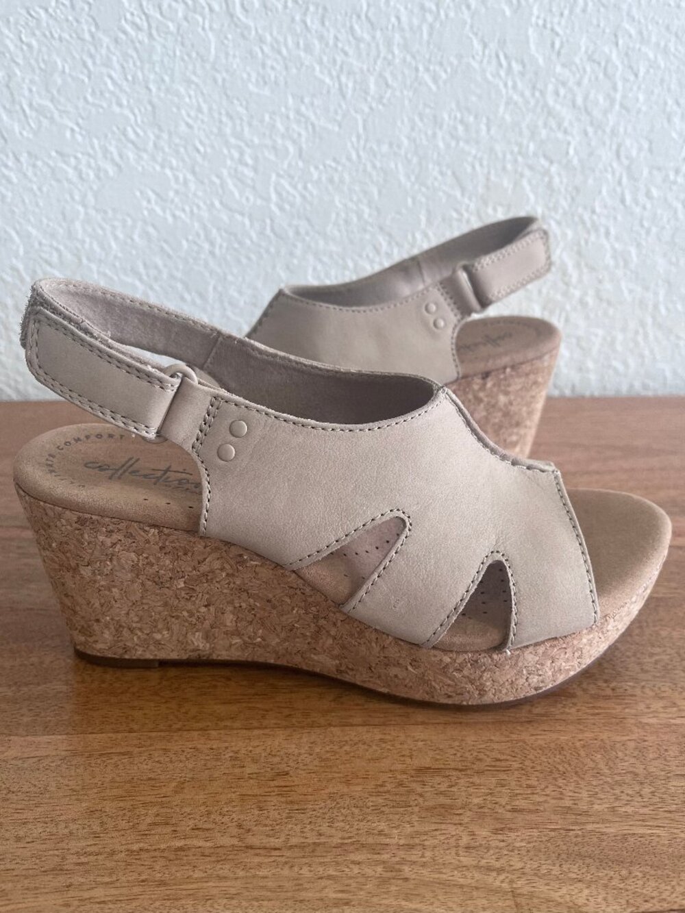 NEW! Clarks Collection Annadel Bari Sand/Natural Suede Wedge Platform Sandal 6 - Picture 7 of 13
